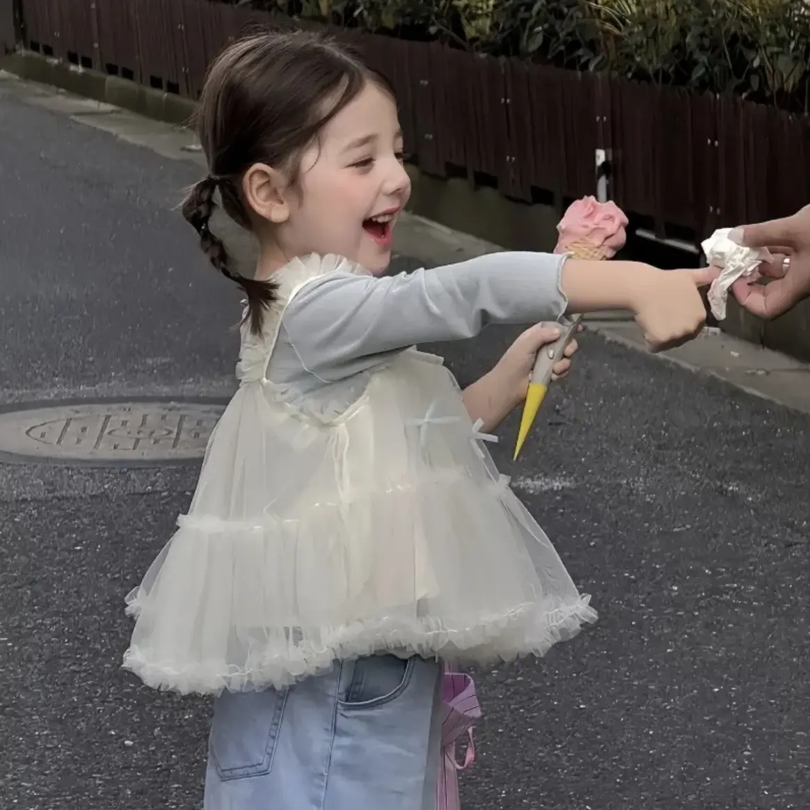 Girl's Sweet Princess 3pcs Set Spring New Lace Bow Vest Halter Top T-Shirt Jeans Outfit for Kids