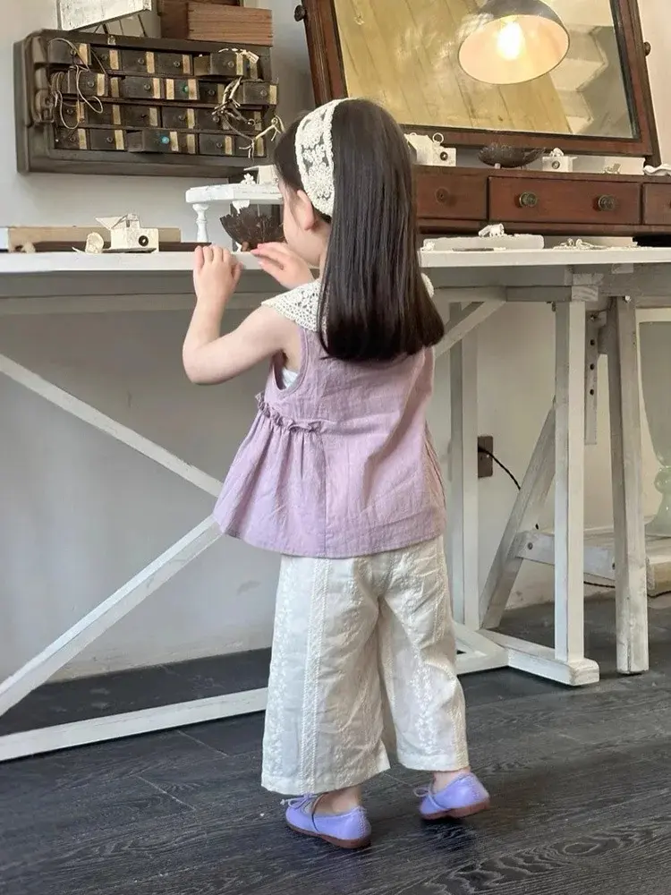 Sweet Summer Outfit for Infants And Toddlers 2-Piece Embroidered Blouse And Trousers Set Baby Girl Clothing Ensemble