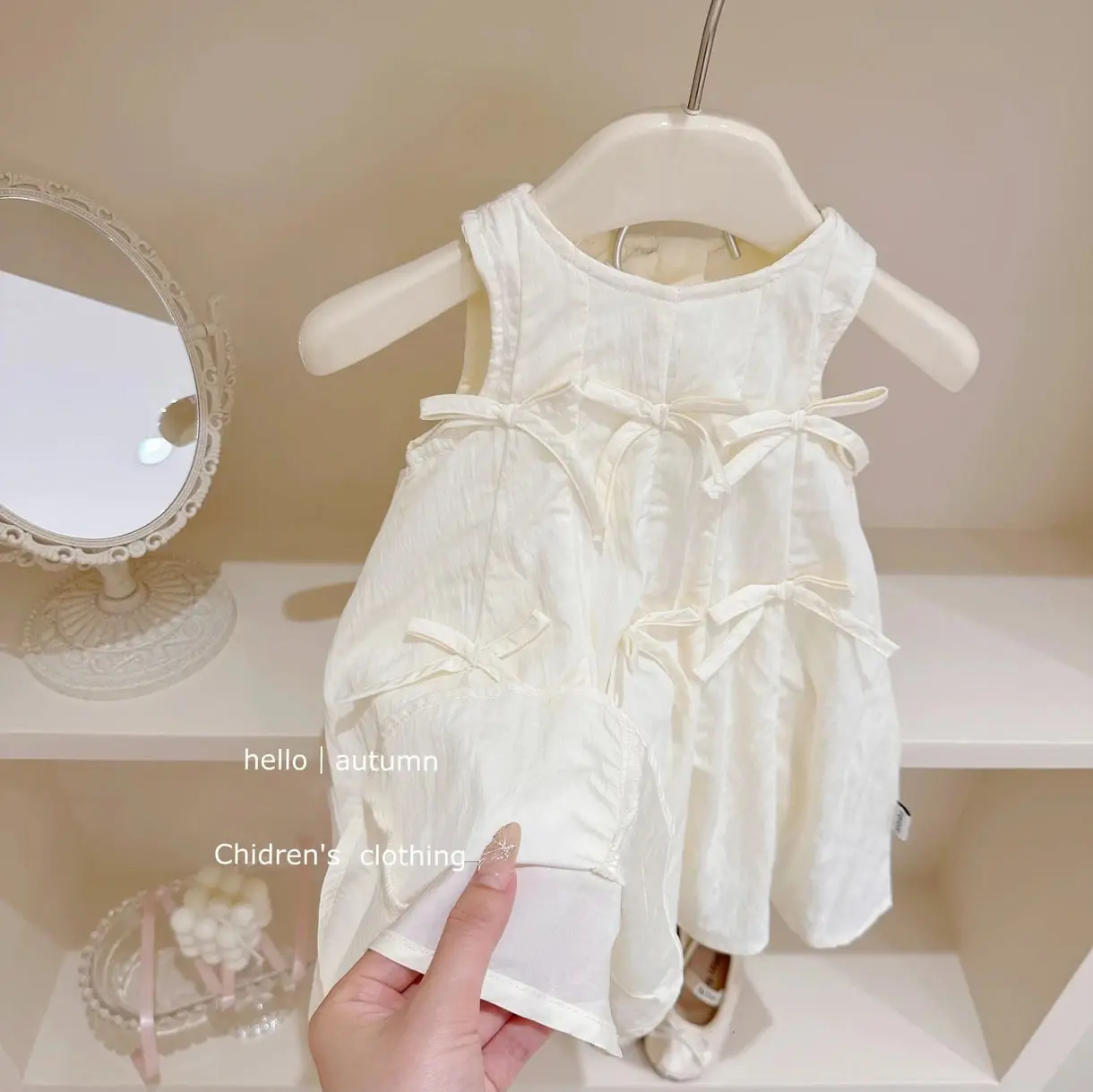 Girl's Sweet Wearing French Dress Baby Summer Sleeveless Western-style Solid Color Bow Vest Dress