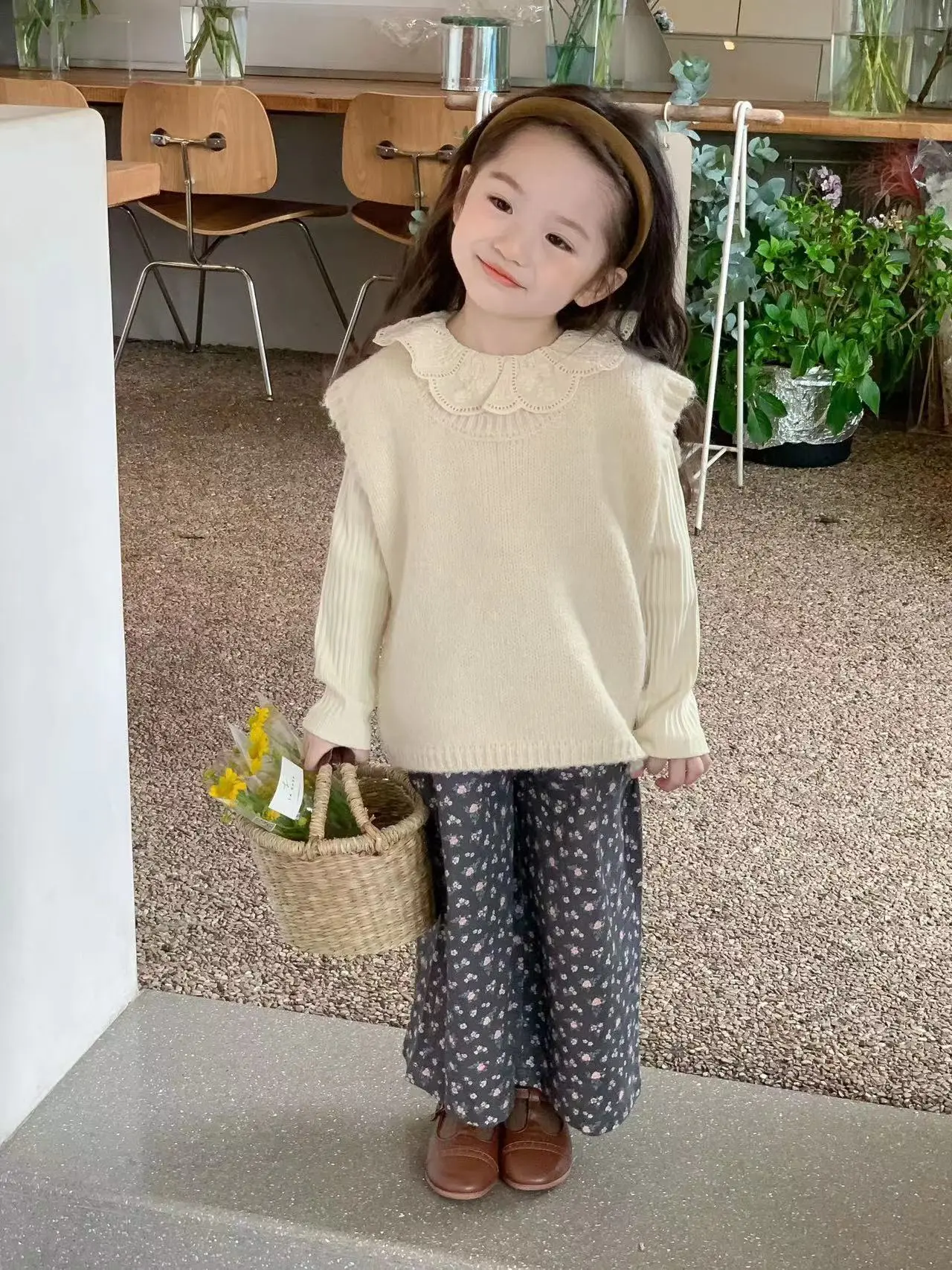 Girls Princess Sets Children Baby Kids Floral Lace Collar Shirt+ Knitted Vest+ Floral Wide-leg Pants 3pcs Suits