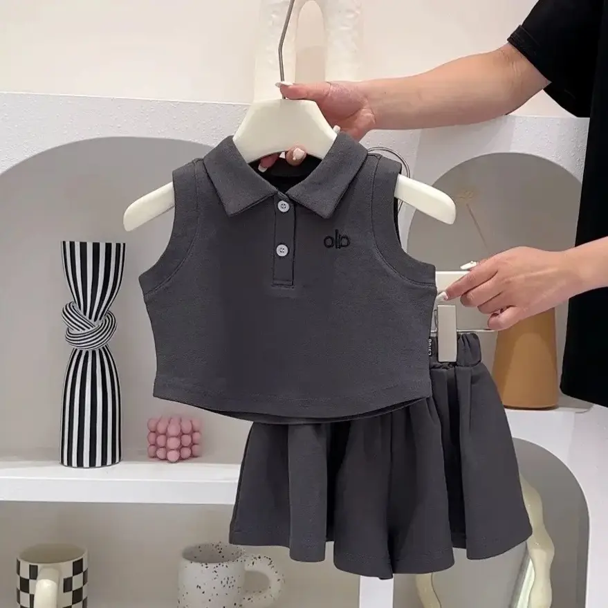 Girls Fashionable Two-Piece Set with Thin Lapel Trendy Sweet Cool Children's Clothing Ensemble