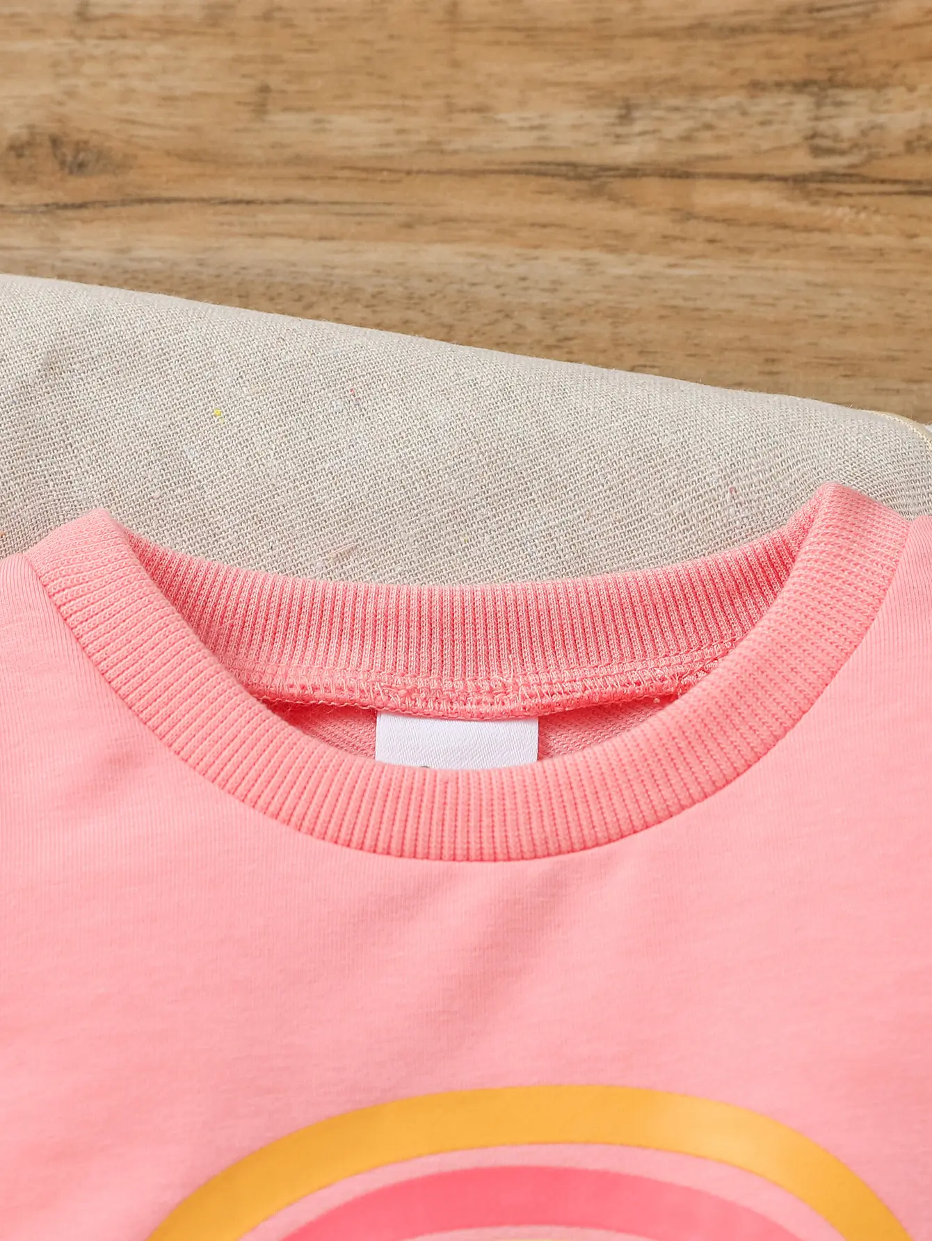 2pcs Baby girl autumn casual and cute cartoon rainbow Pink Sweatshirt+ Long Trousers With bow  Active Fashion Set
