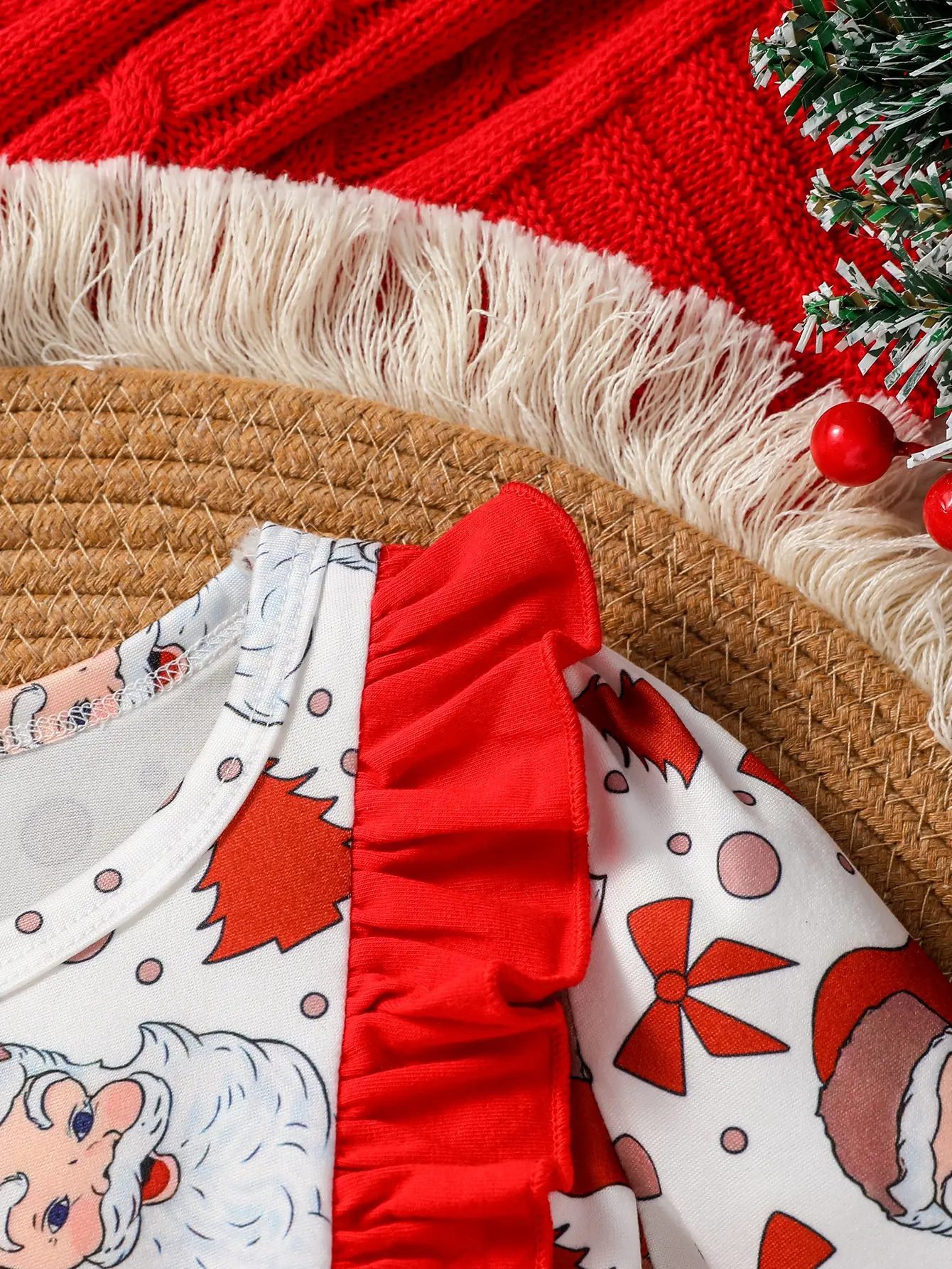 2Pcs Baby Girls Long Sleeve Print Santa Claus With Bow Top+  Solid Red Trousers Set For Christmas Outdoor Wear