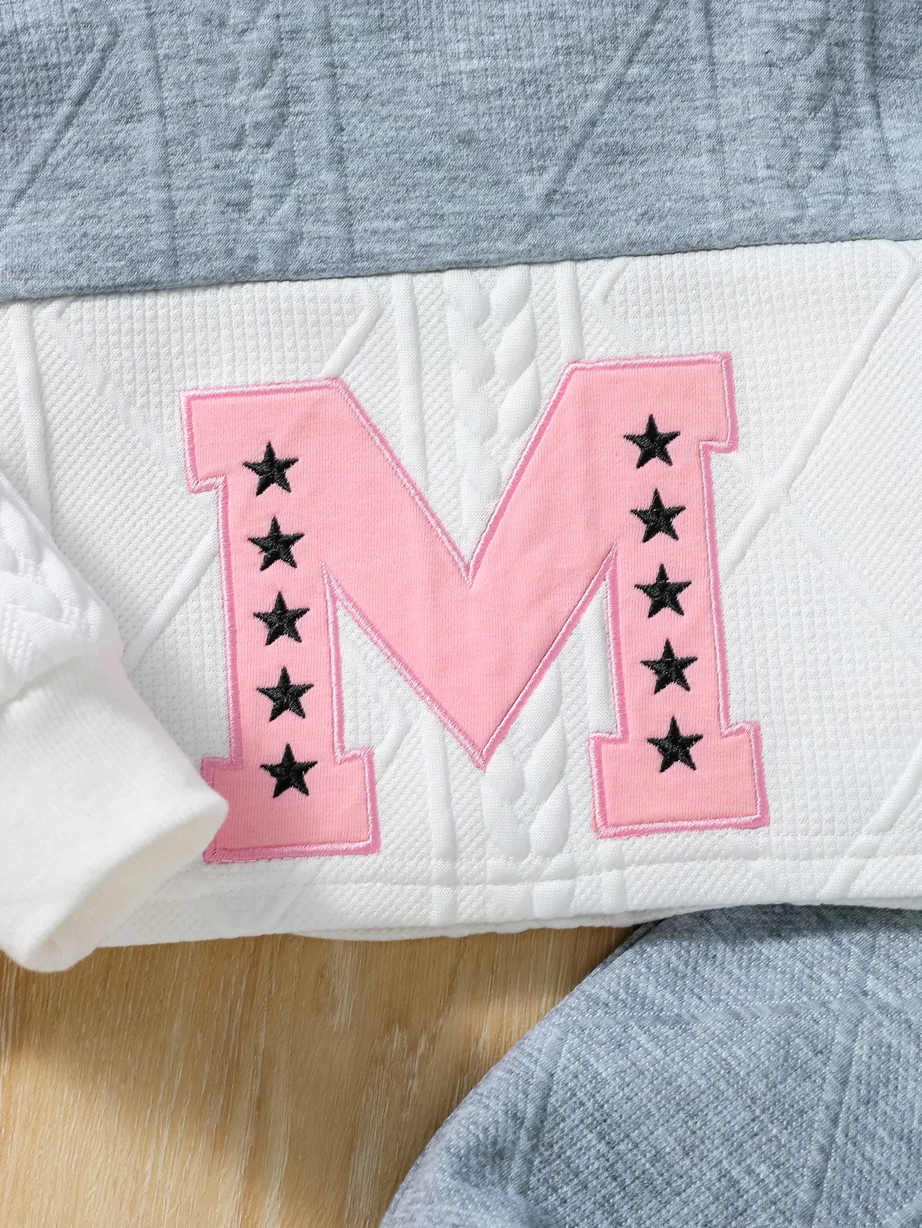 Girl's autumn and winter letter embroidery pullover long sleeve long pant flared pant Korean version set
