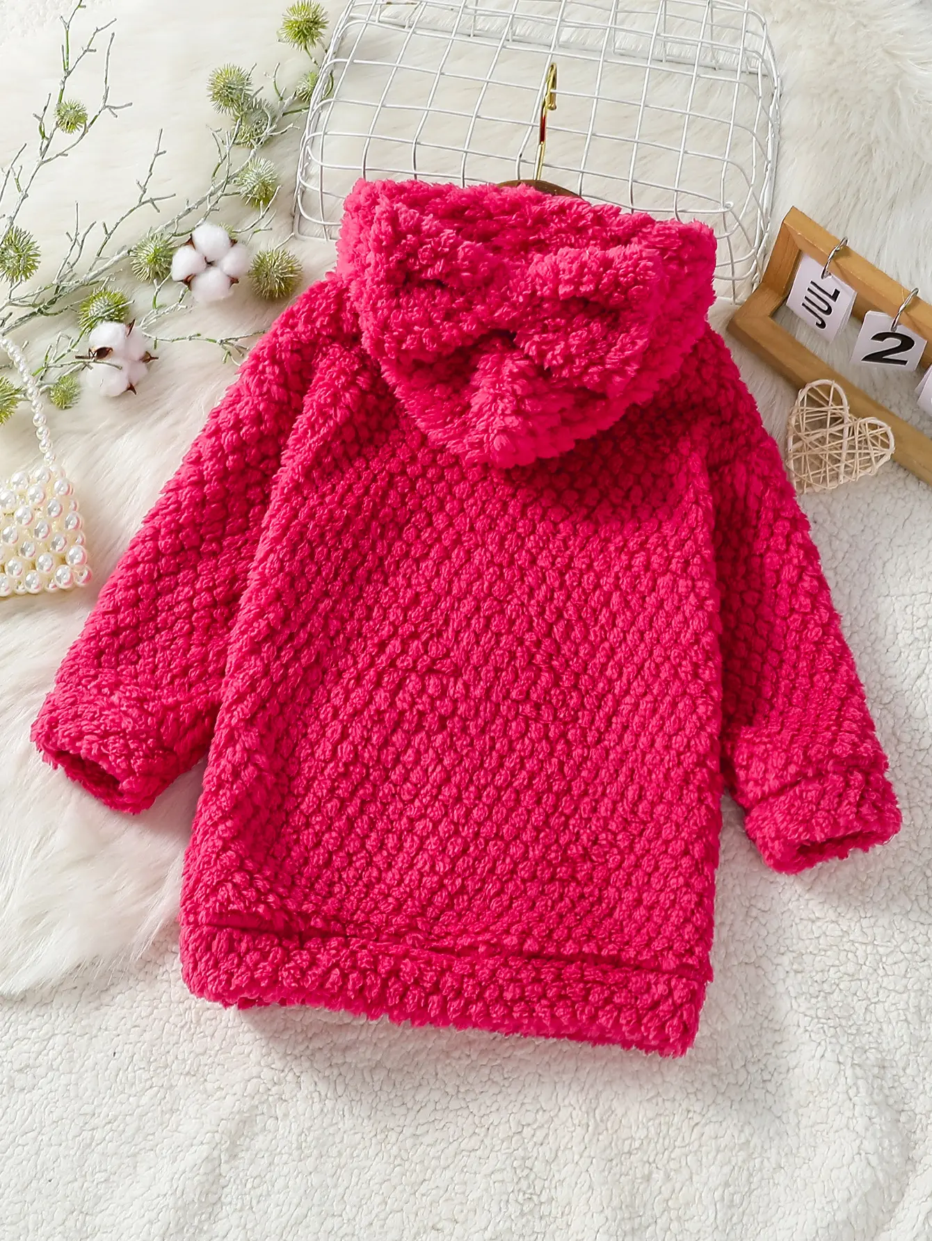 Kids New Fall winter children's fashionable Hoodie Plush sweatshirt with a cute design