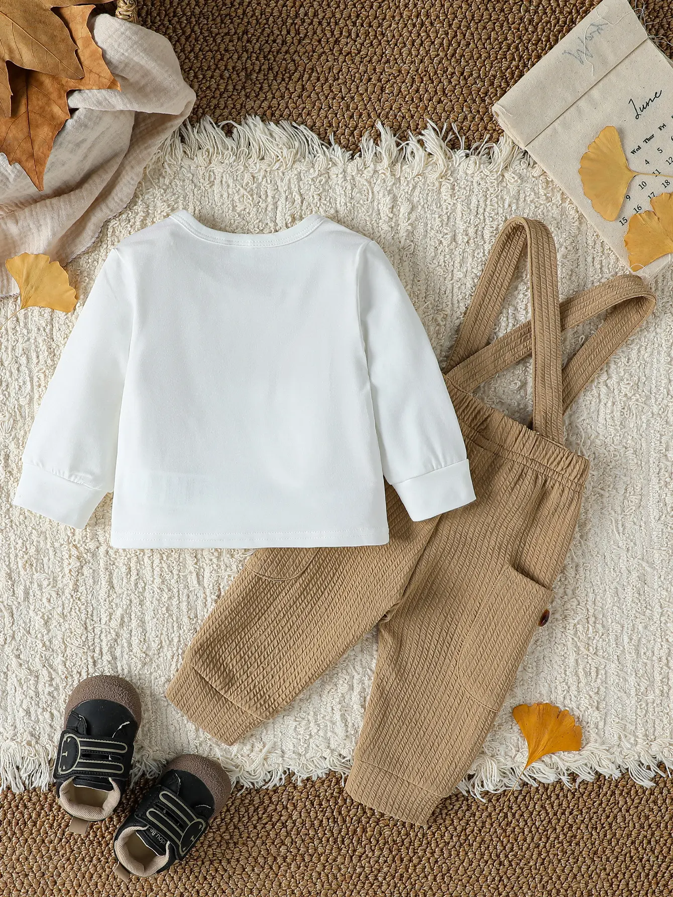 2025 Fashion Baby Boys 2Pcs Autumn Long Sleeve Cartton Bear Top+ Solid overalls Baby Jumpsuit For 1-3Y Sets  Casual Clothes