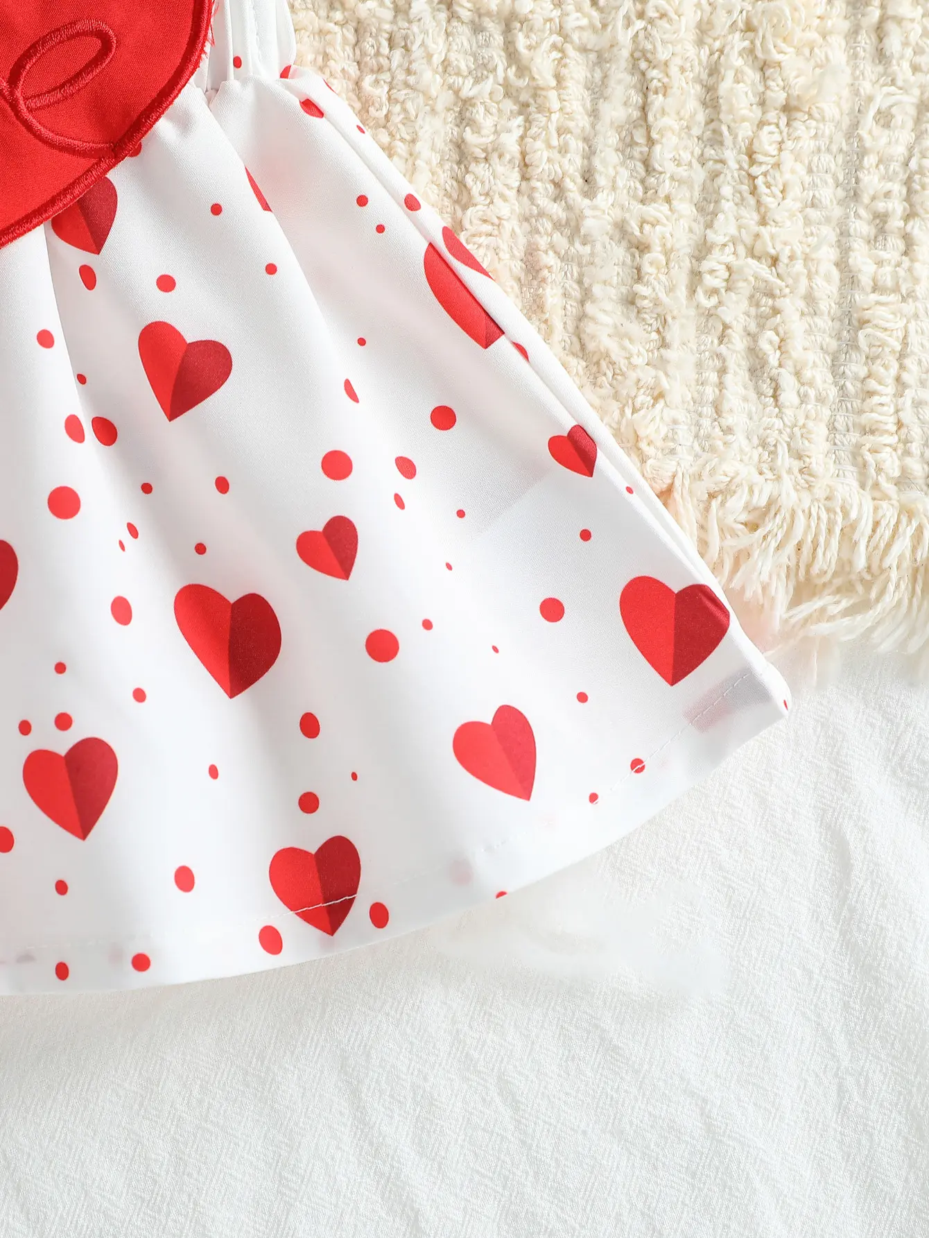 Spring/ Autumn Baby Girls 3PCS Skirt Sets Solid Color Long Sleeve Romper Heart Print Suspender Skirt Sets  For 3M-18M +Headband