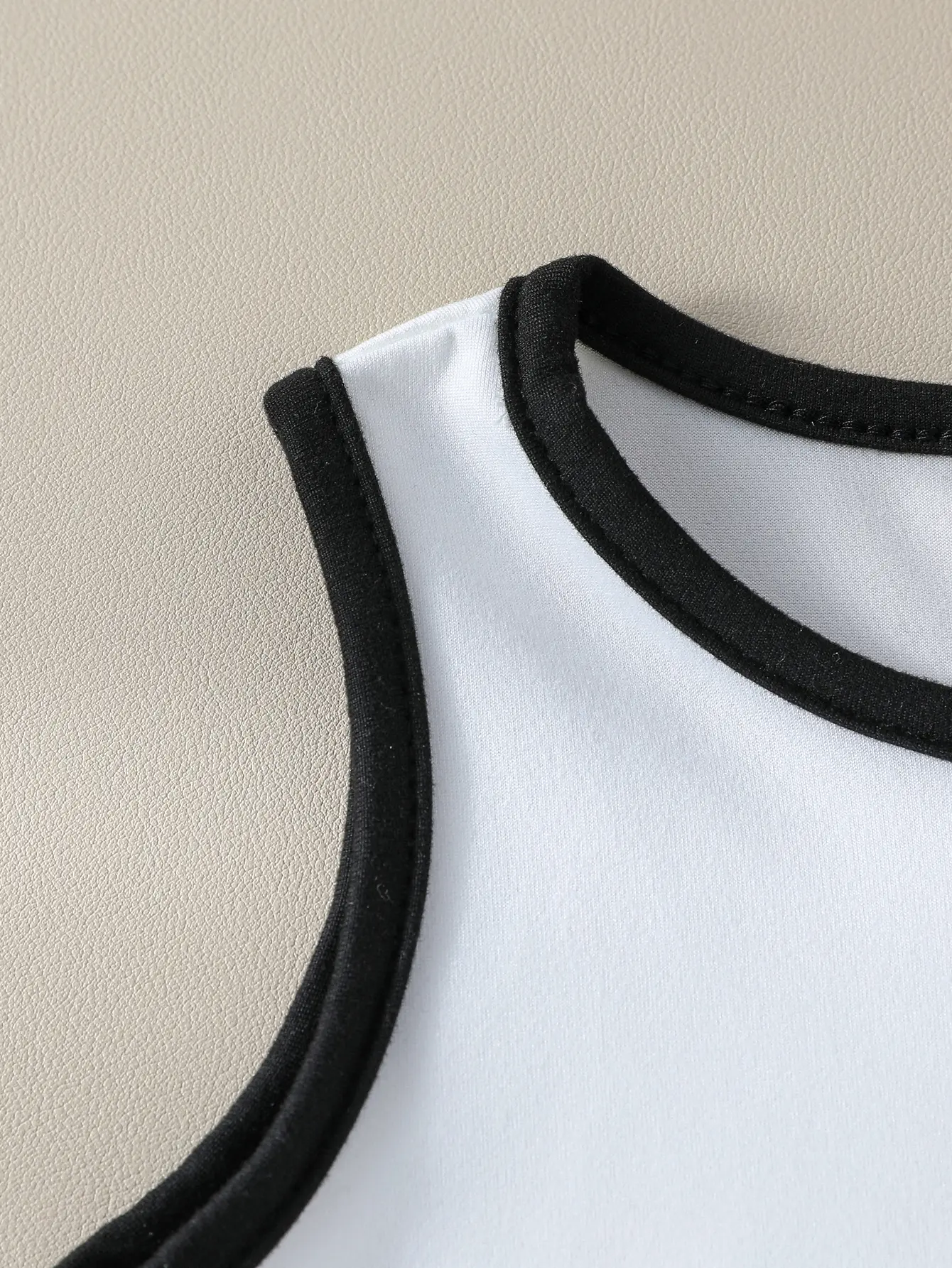 Summer 2025 New Children’s Letter Print Solid Color Sleeveless Vest and Shorts Casual Sports Two-Piece Suit