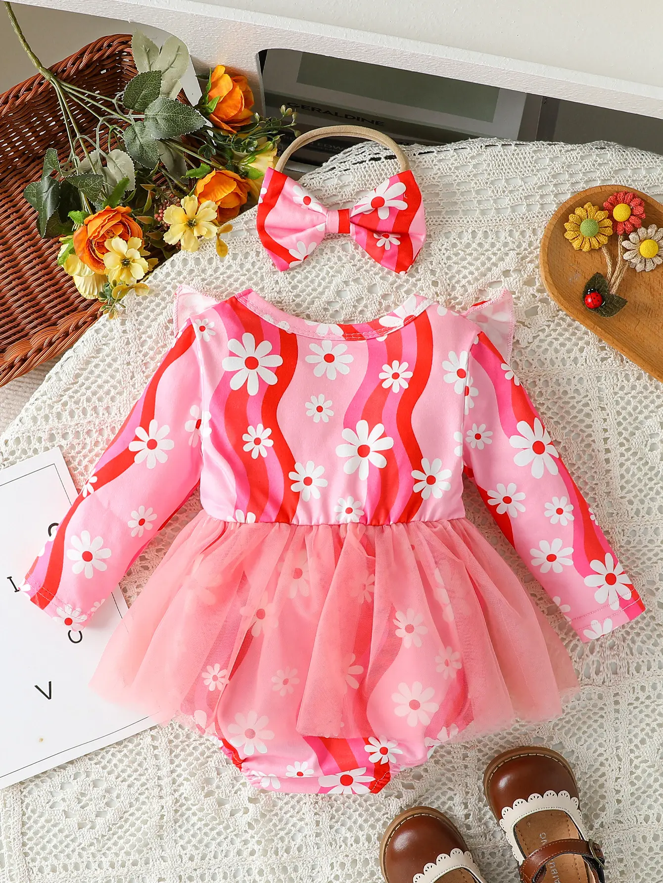 2025 Summer New Style Floral Print Long-Sleeved Bow-Trimmed Shorts Romper Casual Two-Piece Set