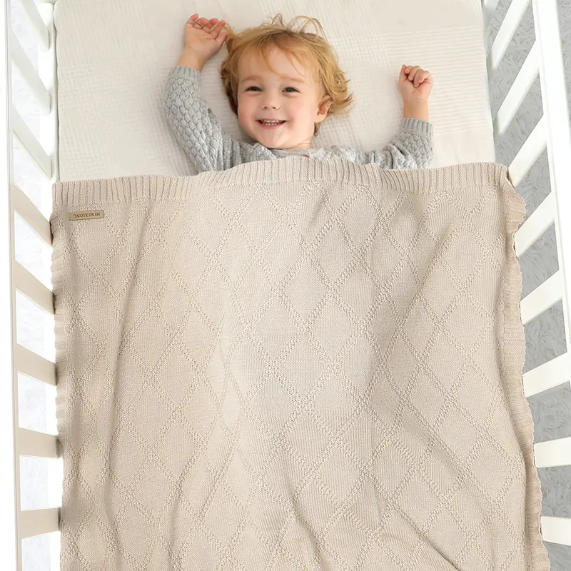 Diamond Pattern Muslin Baby Boys & Girls Swaddle Blankets 70 By 90 cm Multicolors Infant Security Blankets Receiving Blankets