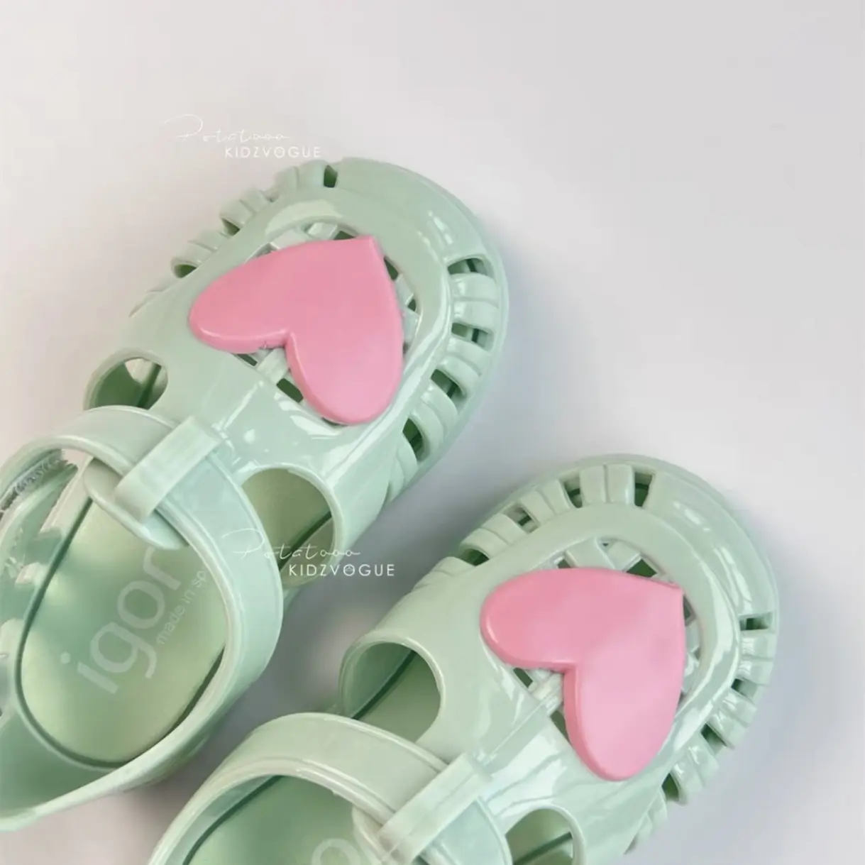 2025 Summer New Products For Boys And Girls: Solid Color Casual Baotou Roman Sandals With Velcro Beach Shoes