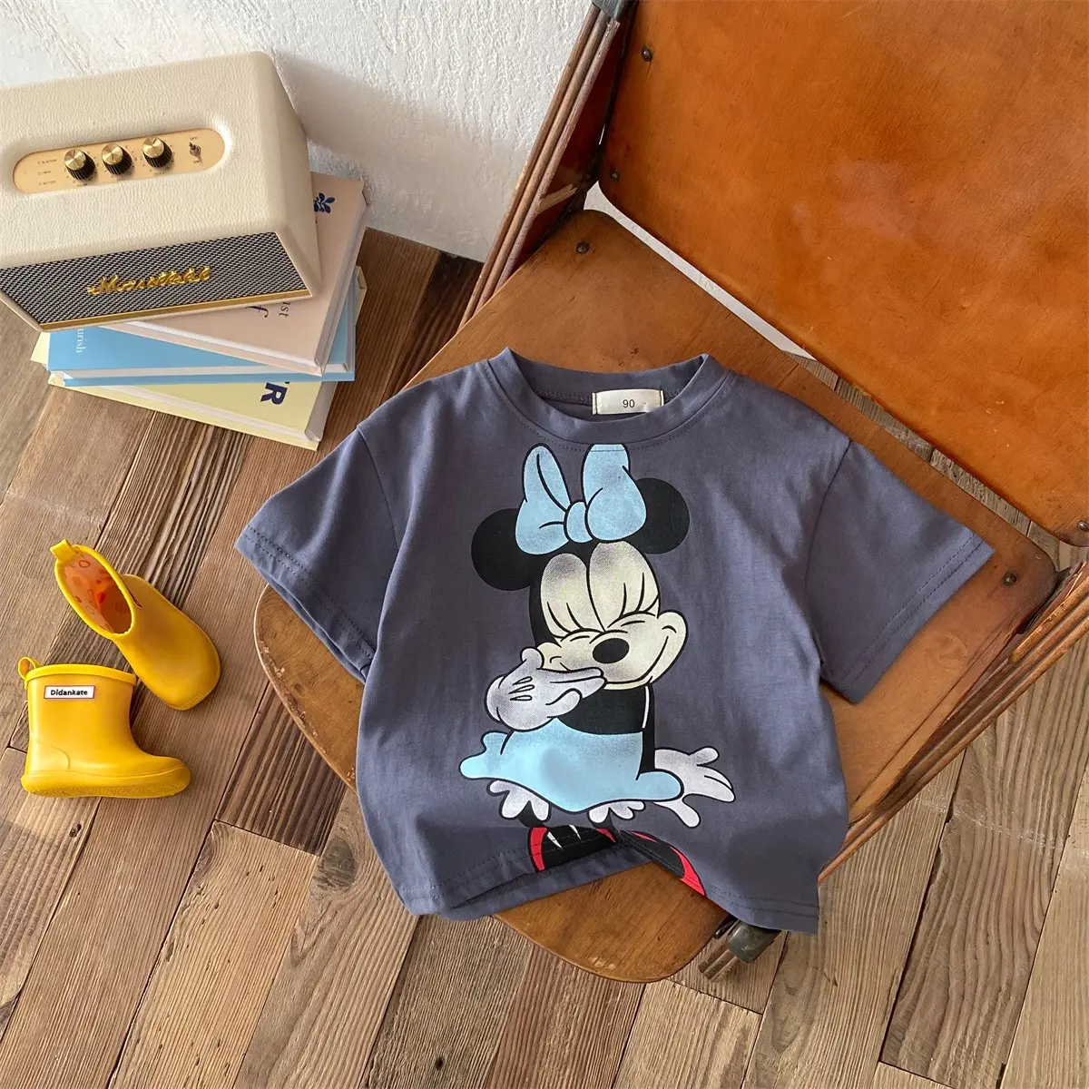 2024 New Children's Short Sleeved Round Neck Loose Fashion T-shirt For Boys And Girls Fashion Cartoon Disney Mickey Mouse Tee