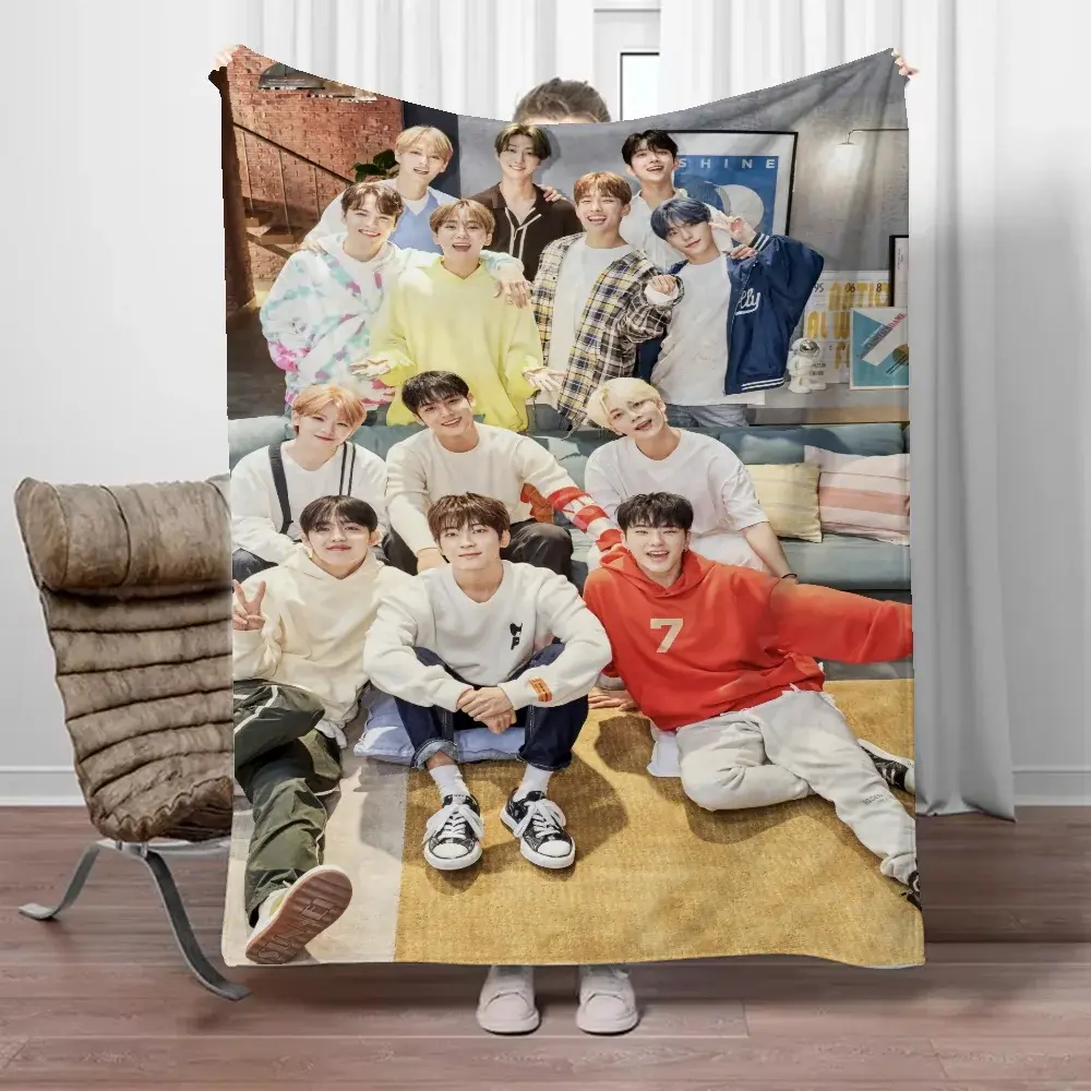 Kpop Inverno Cobertores e Lança para Sofá, Luxo Kpop, Jacarta, Designer Throw Blanket, Interior Knee Nap para Casa