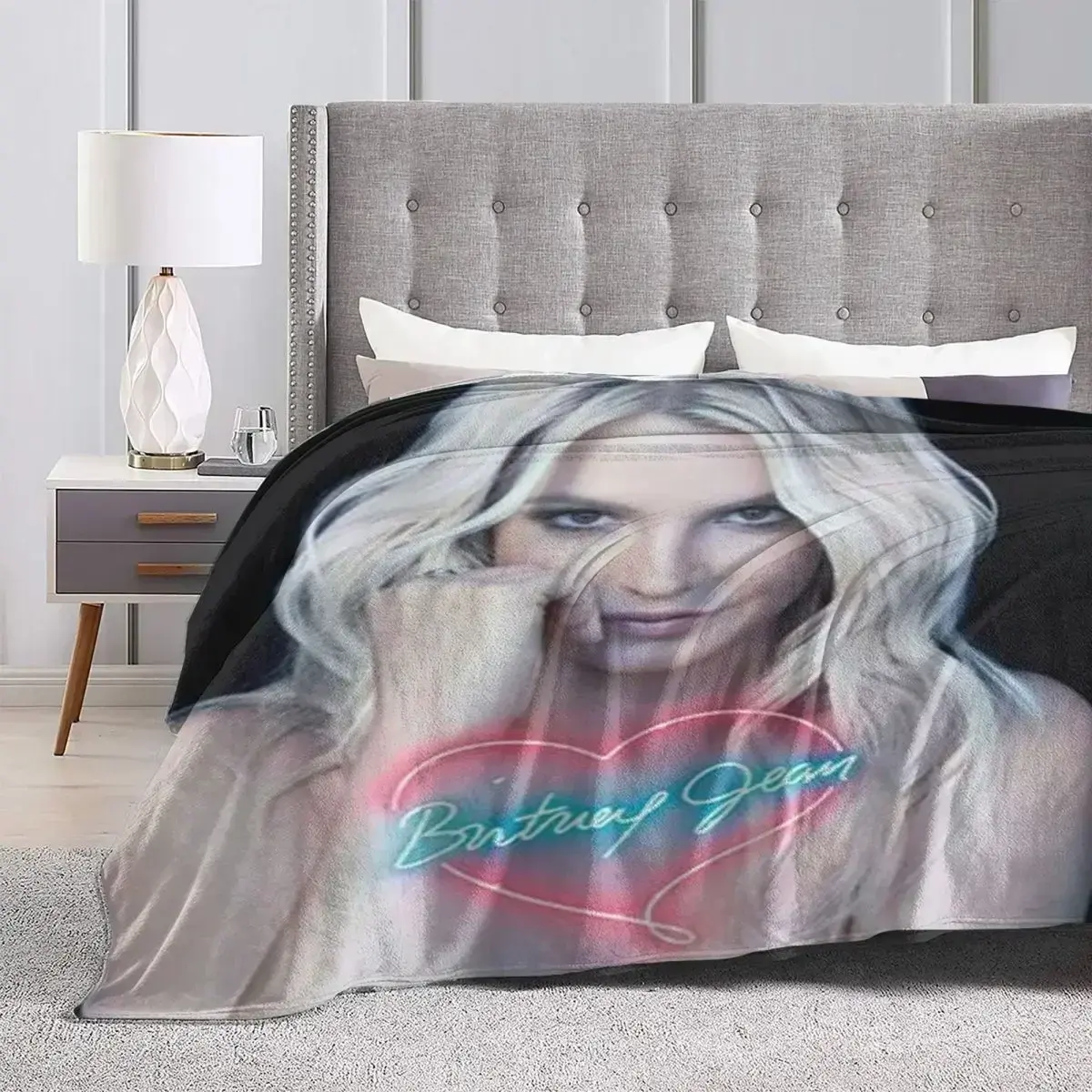 Britney Spears Flannel Blanket Quality Super Soft Singer Actress Throw Blanket Winter Picnic Outdoor Funny Bedspread