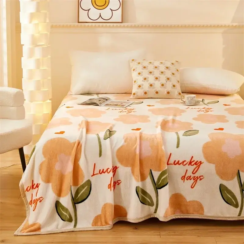 Reinforced Thickness Flannel Two-sided Multifunction Warm Lid Blanket