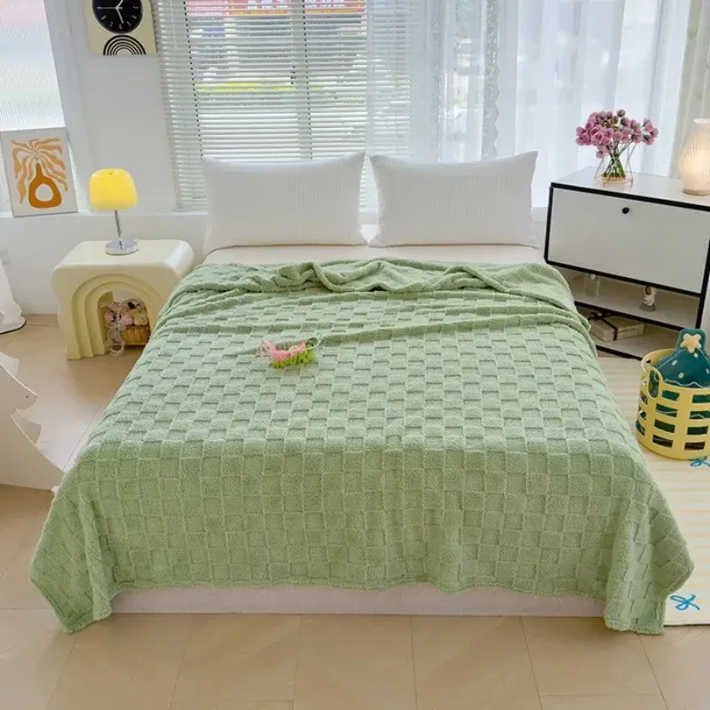 1 Piece Square Flannel Solid Color Checkered Double-sided Velvet Office Blanket Lunch Break Blanket Multifunctional Blanket