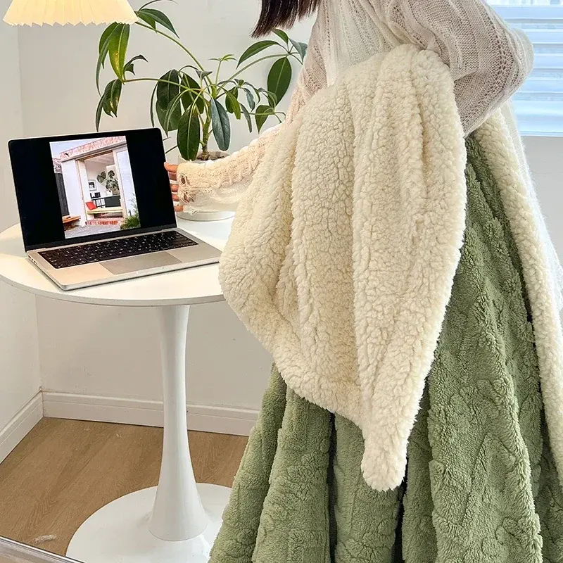 Soft Woolen Blanket for Bedding and Sofa, Warm Lamb Velvet Flannel Cover Blanket for Office, Air Conditioning and Nap
