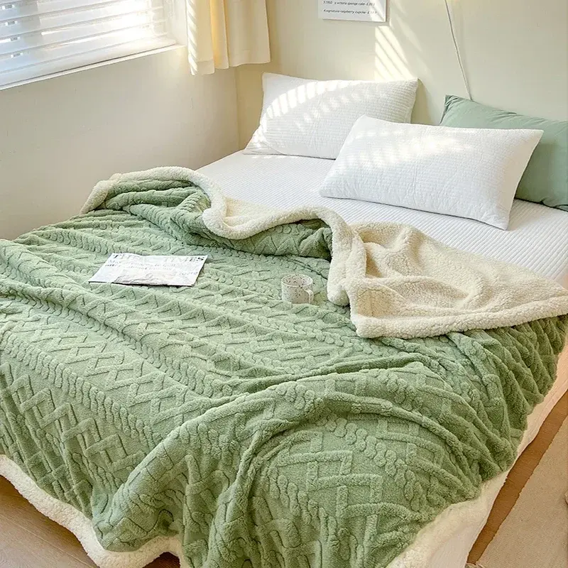 Soft Woolen Blanket for Bedding and Sofa, Warm Lamb Velvet Flannel Cover Blanket for Office, Air Conditioning and Nap