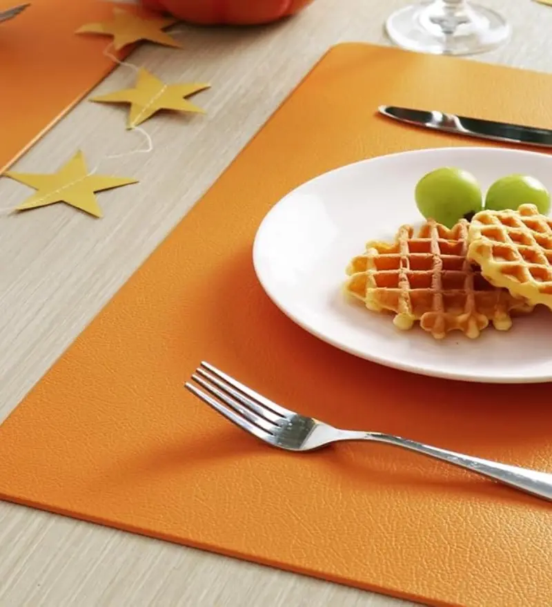 1/4/6PCS Orange Placemats for Dining Table Leather Table Mats Wipeable Reversible Place Mats Indoor Outdoor Halloween Decoration