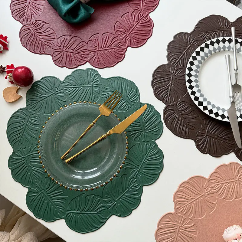 1/4/6PCS Christmas Shaped Table Placemats Faux Leather Kitchen Table Mat Green Red Black Kitchen Table Mats Outdoor Indoor Decor