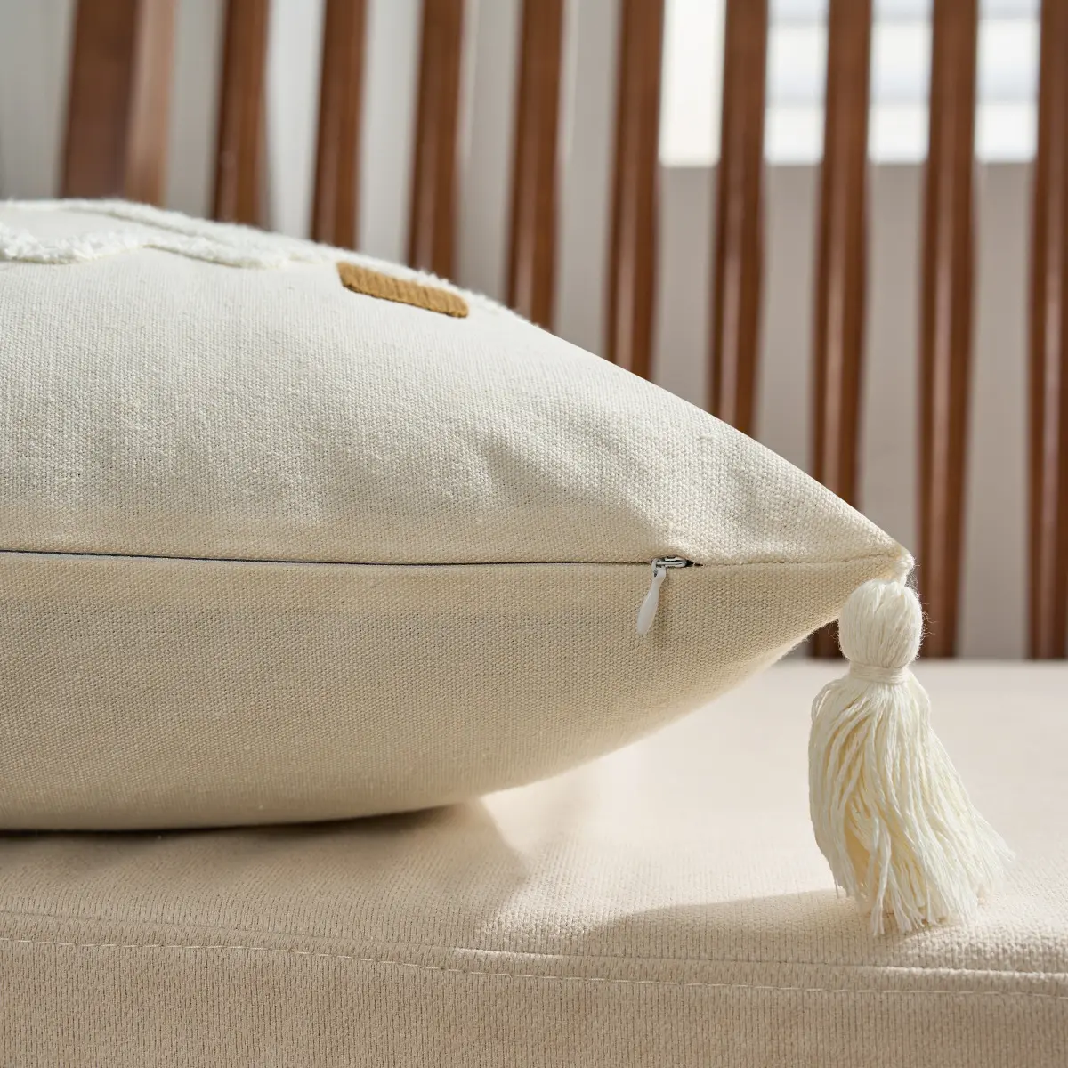 Battilo Christmas Throw Pillow Cover with Tassels Decorative Green Tufted Pillowcase for Sofa Bed Cushion Case for Home Decor