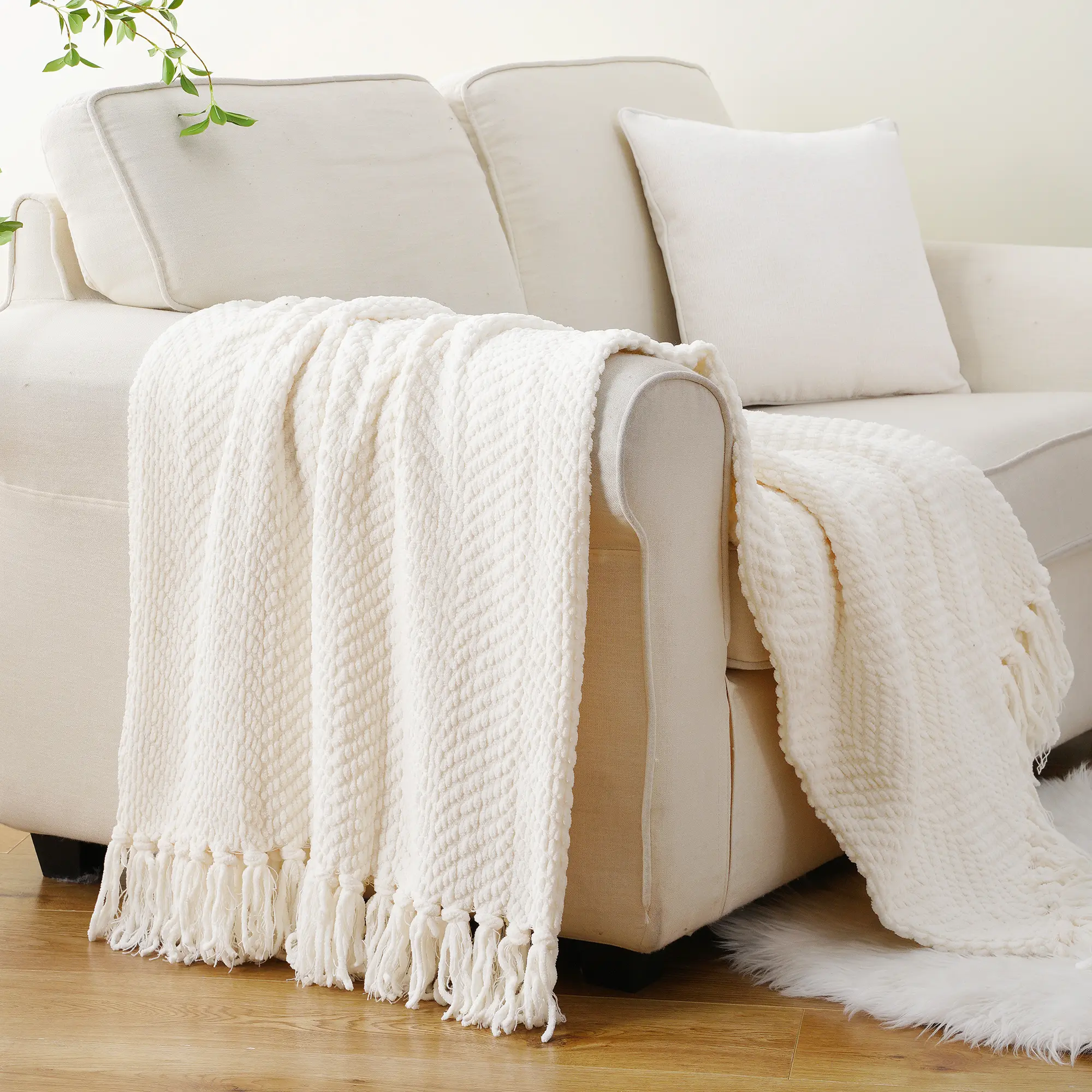Battilo Knitted Throw Blanket for Couch Soft Thick Decorative Sofa Blanket Plaid Bed Throw Bedspread on the Bed Home Room Decor