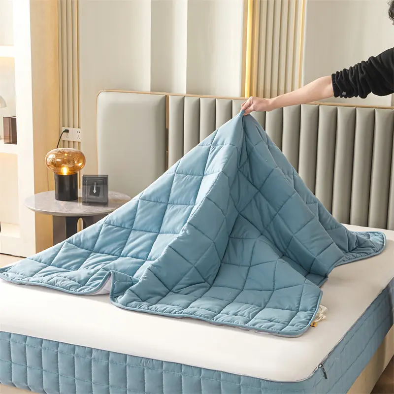 Six Sides Full Enclosed Mattress Protector Cover with Zipper Closure Thicken Quilted Mattress Topper Pad Luxury Soft Bed Sheet