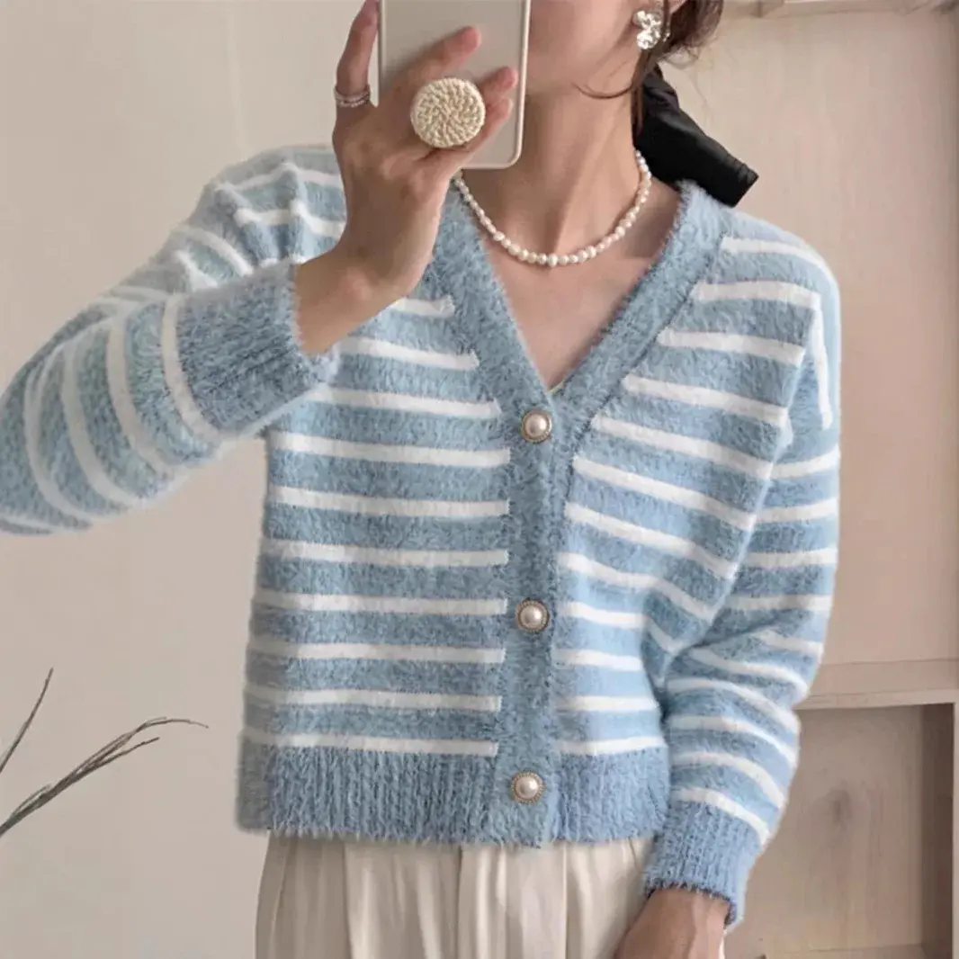 Soft Knitted Open Cardigan Women's Loose Muffat Velvet Sweater Jacket V-neck Other Patterns Origin China Autumn New Style