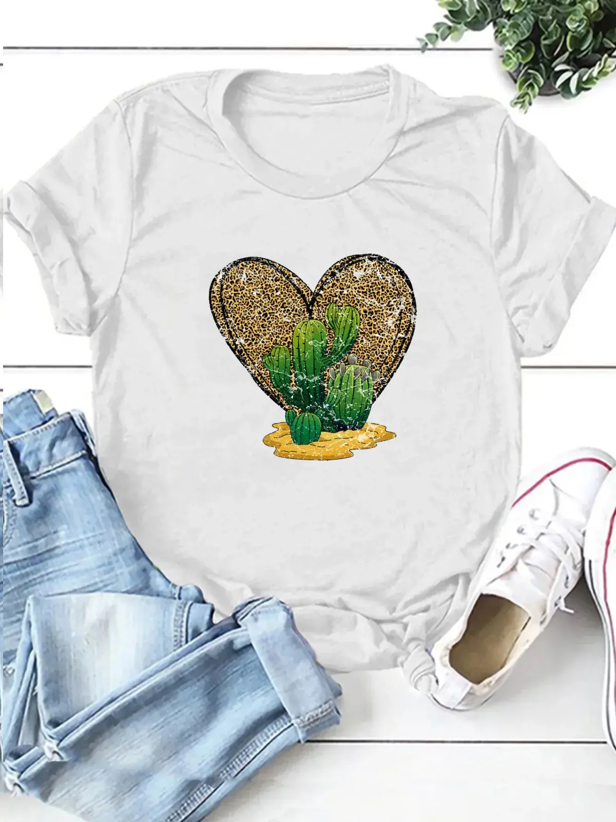 Short Sleeve T-Shirt Heart Cactus Pattern Print Street Style Casual Top for Young Women under 24 Years Old Polyamide Material