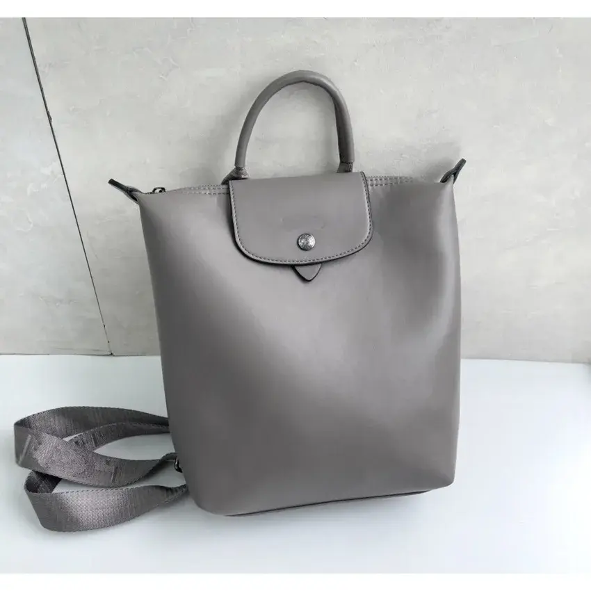 Lightweight Versatile Commuter Backpack Soft Dual-Shoulder Bag for Women Practical Travel Accessory Zipper Closure