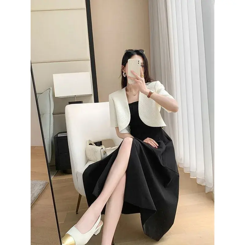 Fashionable Short Sleeve Suit Jacket Women's Beige French Style Slimming Short Length Polyester Fiber Petal Sleeve Suit Coat
