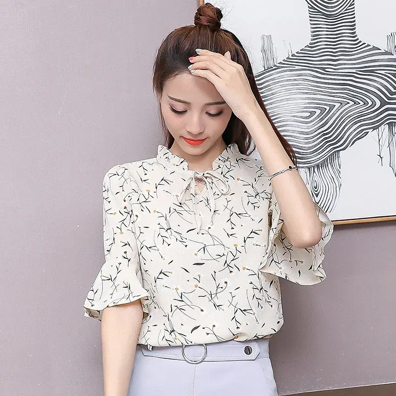Summer New Style Korean Version Fragmented Chiffon Blouse Printing Loose Fit Slimming Short Sleeves Women's Flare Sleeve Base La
