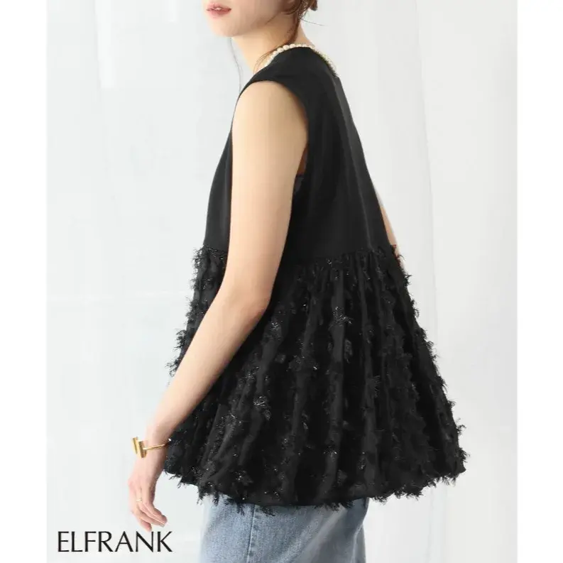 Summer New Women's Sleeveless Tassel Embroidery Fashion Doll Top Cotton Crew Neck Graphic Tee without Sleeve Doll Shirt