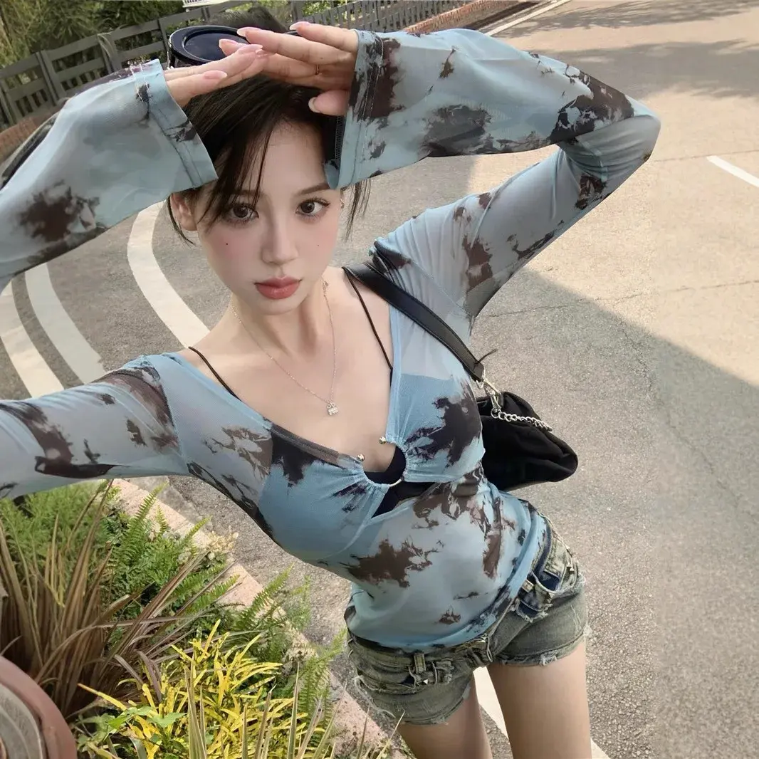 Pure Desire Dyed V-Neck Long Sleeve Mesh T-Shirt Women Early Autumn Sexy Slim Fit Sun Protection Top Two-Piece Set