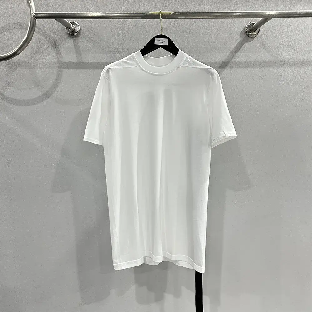 Mens Designer Clothes Men'S Basic Solid Color T-Shirt Men Clothing Mens T Shirt Your Silhouette Base Black White Short Sleeves