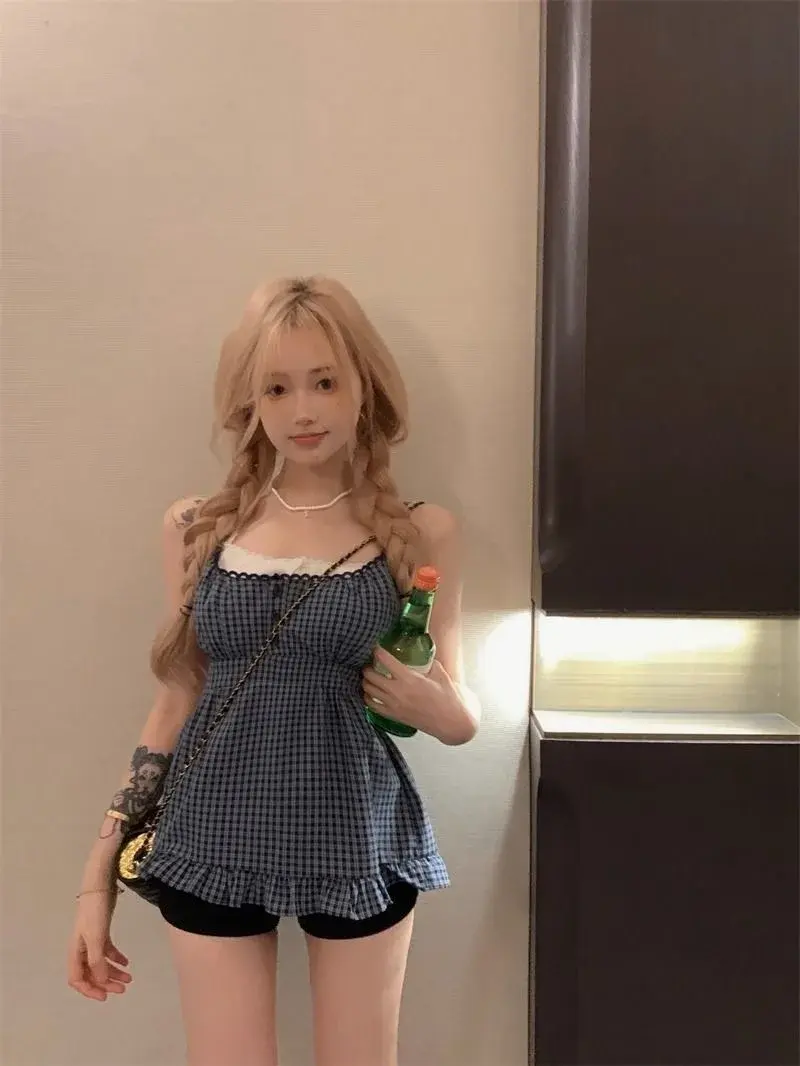 Sweet Summer Lace Patchwork Plaid Strap Vest Women's Outerwear Waist Cinched Spicy Girl Fake Two-Piece Top Polyester Fiber