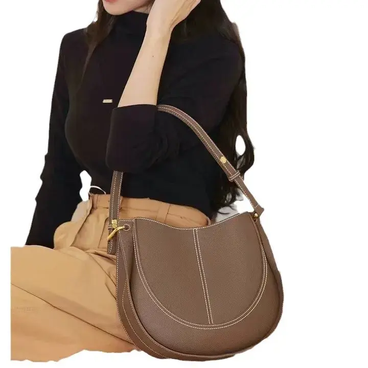 2024 New Vintage Soft Leather Design Sensibility Bag Niche Light Luxury Large Capacity Women's Shoulder Crossbody Horse Bag