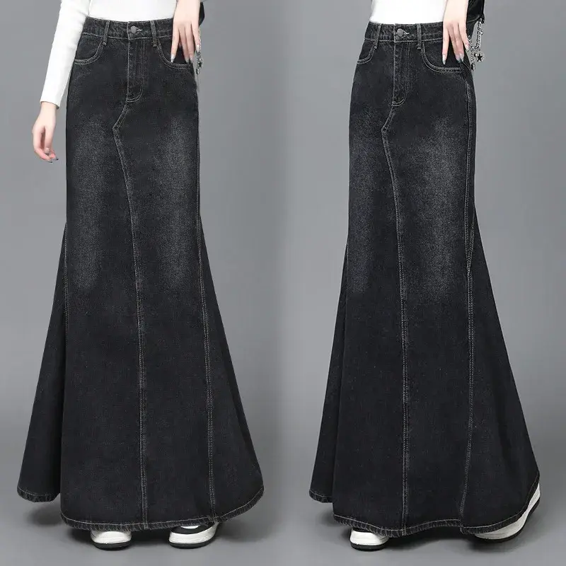 2023 Autumn/winter New Vintage High-waisted Denim Skirt For Women Slimming Hip-hugging Long Skirt Curved Tail Design