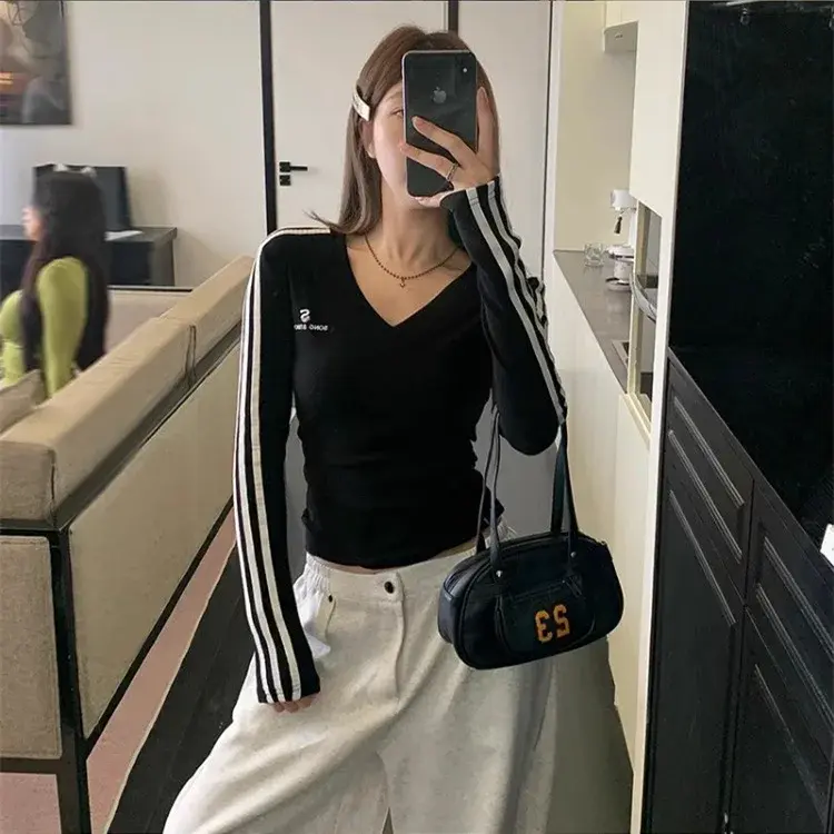 American Style Black Striped V-Neck Long Sleeve T-Shirt Women's New Fall Korean Style Slim Fit Inner Base Layer Top Tightening W