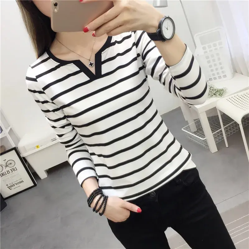 Cross-border Women's Clothing 2023 Autumn Slimming Black White Stripe V-neck Long Sleeve T-shirt Women's Base Layer Top
