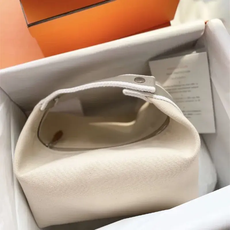 2024 New Women's Casual Canva Wash Bag Large Capacity Bento Handbag Single Shoulder Handbag Motorcycle Equipment Accessories