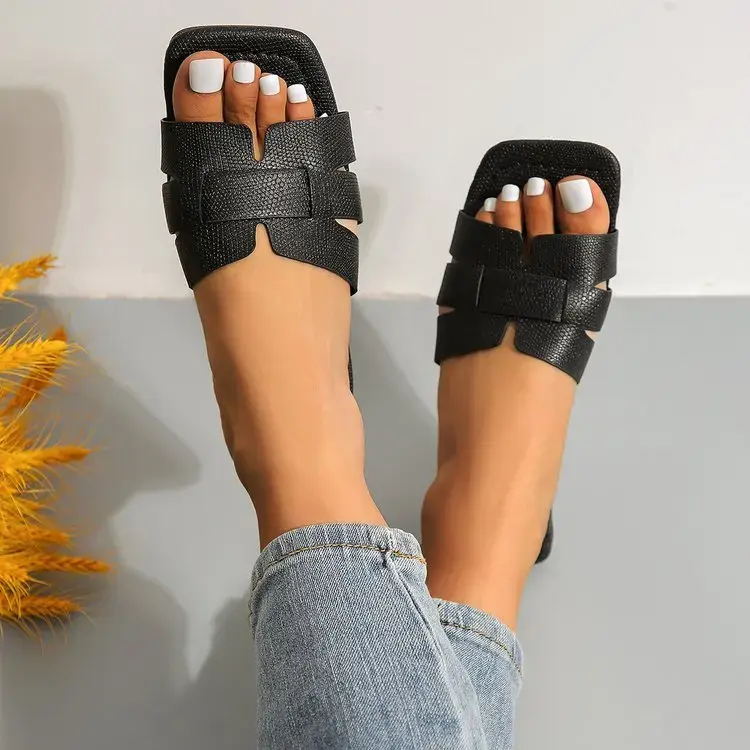 Plus Size Women's Sandals Trendy Knitted Flat Bottom 36-43 Beach Shoes Summer Outerwear Stock Available