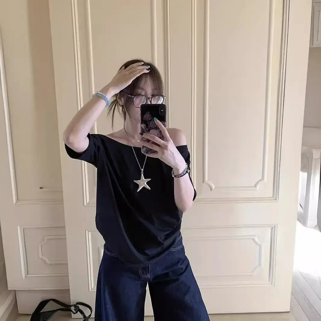Shoulder Baring Grey Short Sleeve T Shirt Women Summer Elegant Loose Casual Simple Black Top Small Design Sense T Shirt