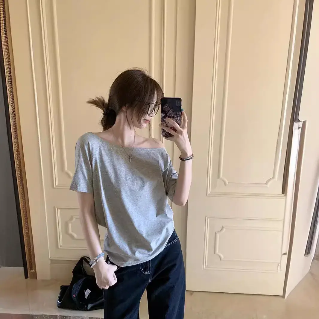 Shoulder Baring Grey Short Sleeve T Shirt Women Summer Elegant Loose Casual Simple Black Top Small Design Sense T Shirt