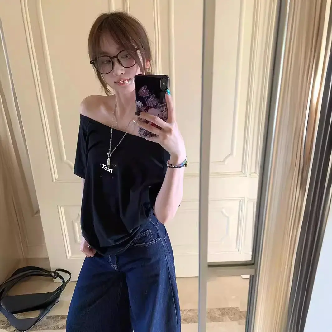 Shoulder Baring Grey Short Sleeve T Shirt Women Summer Elegant Loose Casual Simple Black Top Small Design Sense T Shirt