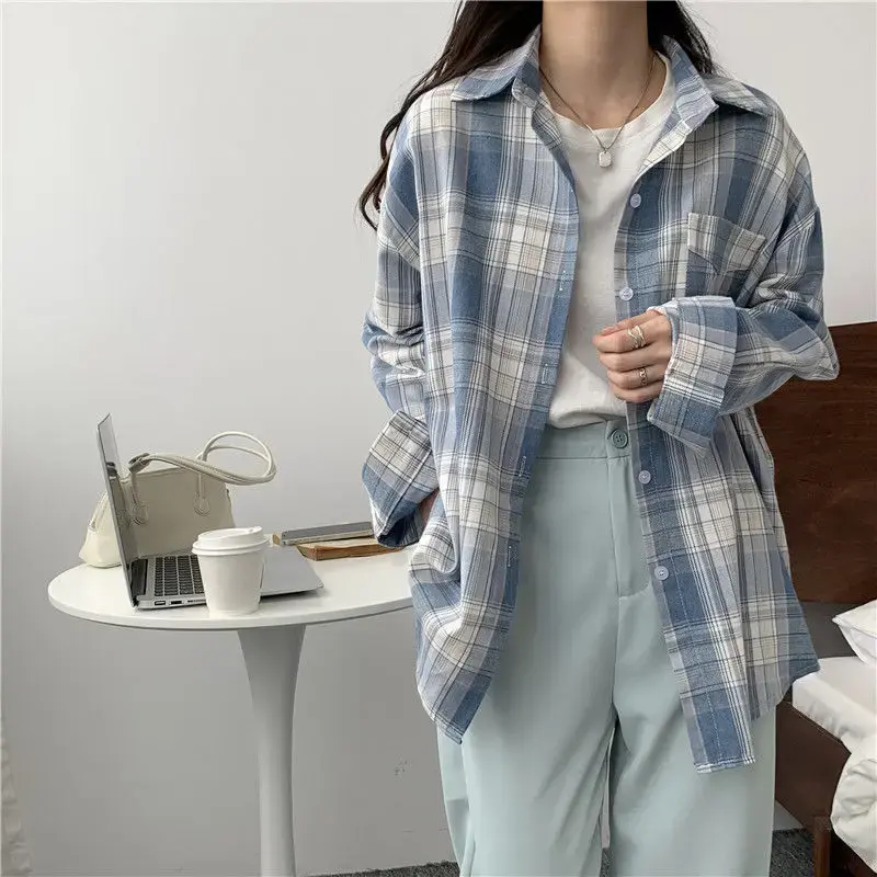 2024 Summer New Loose-Fit Vintage Plaid Shirt Women's Sensibility Niche Spring Autumn Coat Underwear Shirt Button-Up Regular Sle