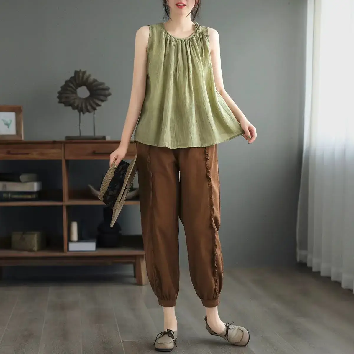 New Vintage Summer Sleeveless Loose Fitting Pullover Thin Slimming Vest for Women Polyester Fiber Casual Fashion Top