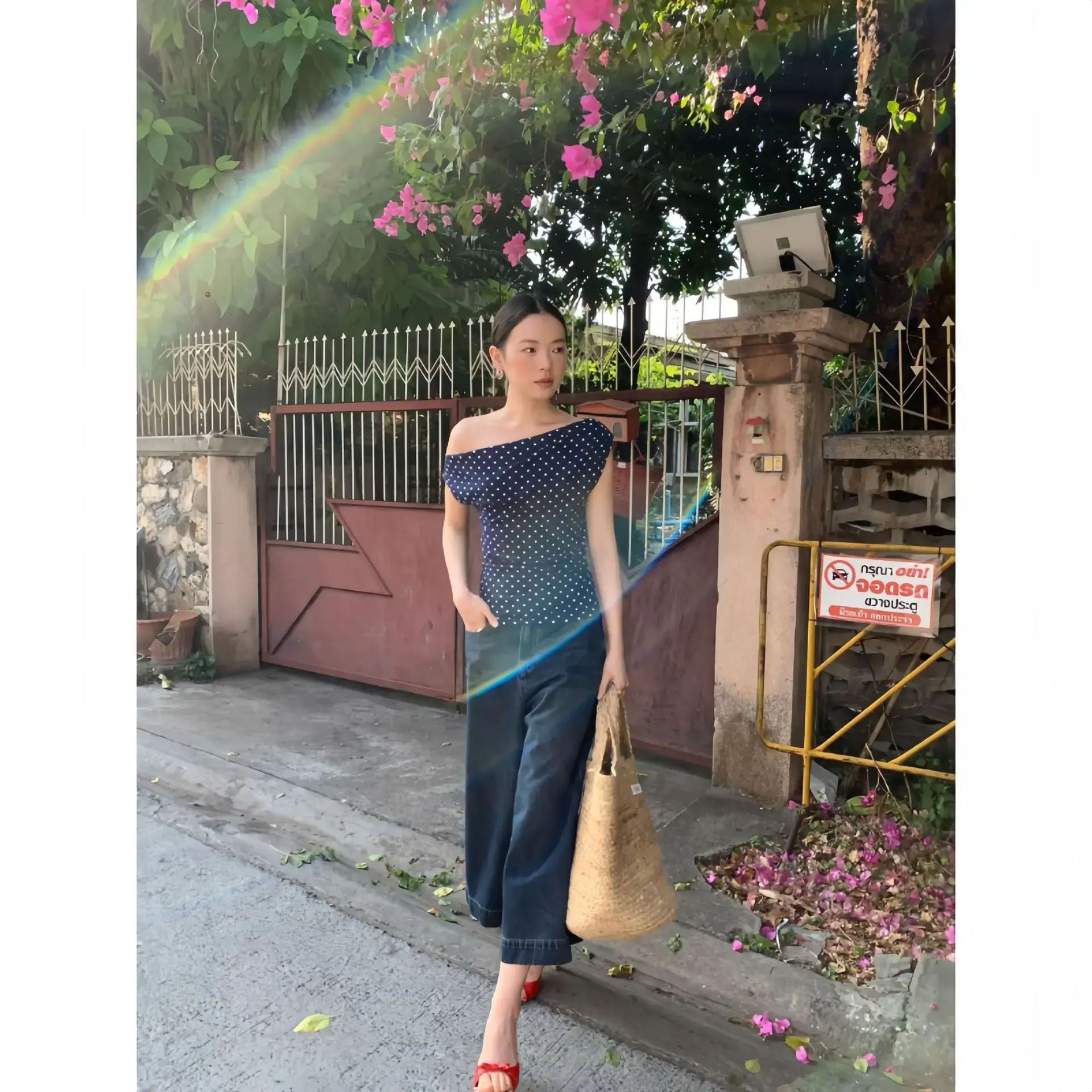 Newopen 2025 Early Spring Fashion Slimming Women's T-Shirt Polyester Fabric Ribbed Waistless Top Sleeveless Wardrobe Staple