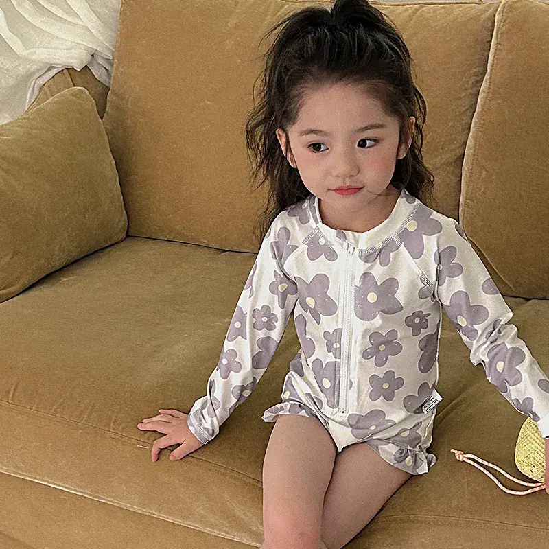 Summer Children's One-Piece Swimsuit Fashionable Little Flowers Girl Sunscreen Long Sleeve Swimming Suit Beach Hot Spring Vacati
