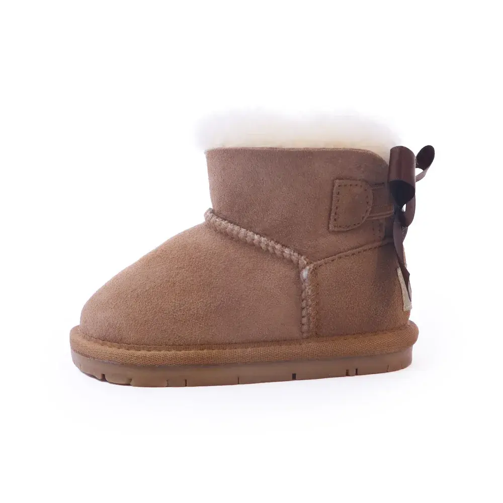 Kids Winter Thickened Warm Genuine Leather Snow Boots Women's Footwear One-Piece Lambskin Lined Bow Boots Wholesale